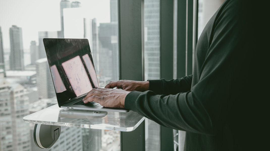 Benefits of Standing vs Sitting in 2021