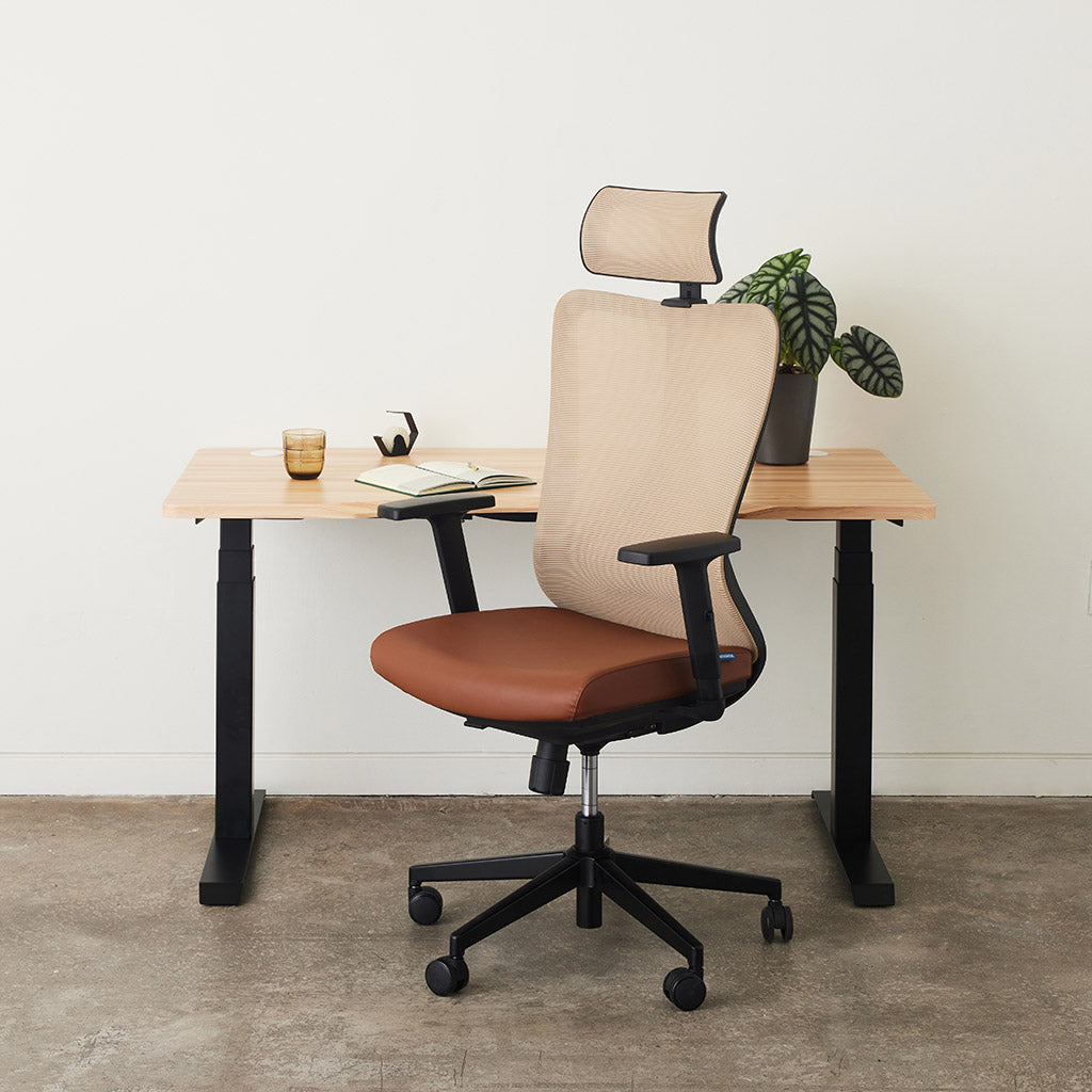 Rise Ergo Chair (Cognac)